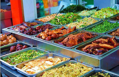 學校食堂承包是一塊大大的肥肉?